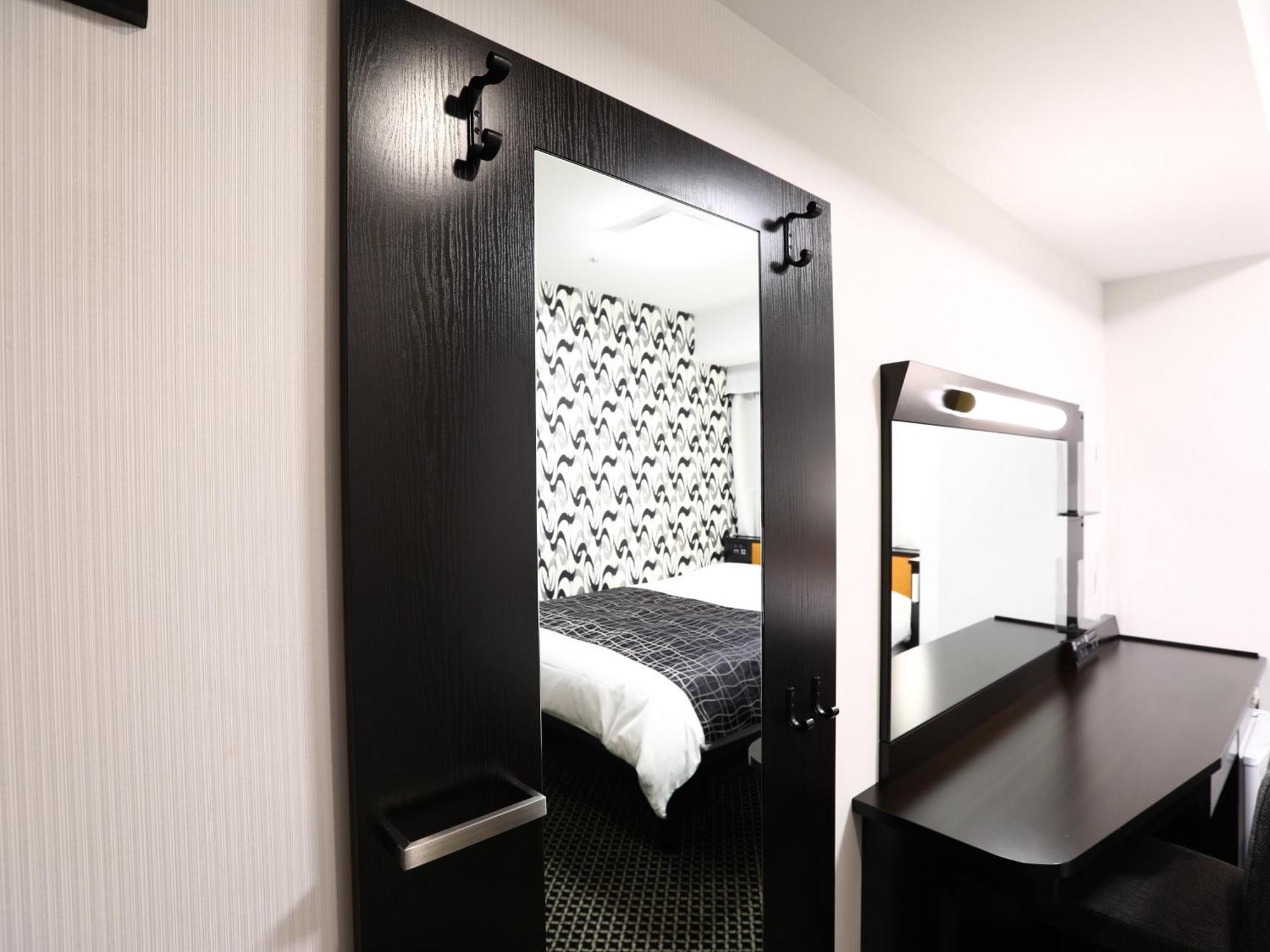 Apa Hotel Shimbashi Onarimon Токио Екстериор снимка